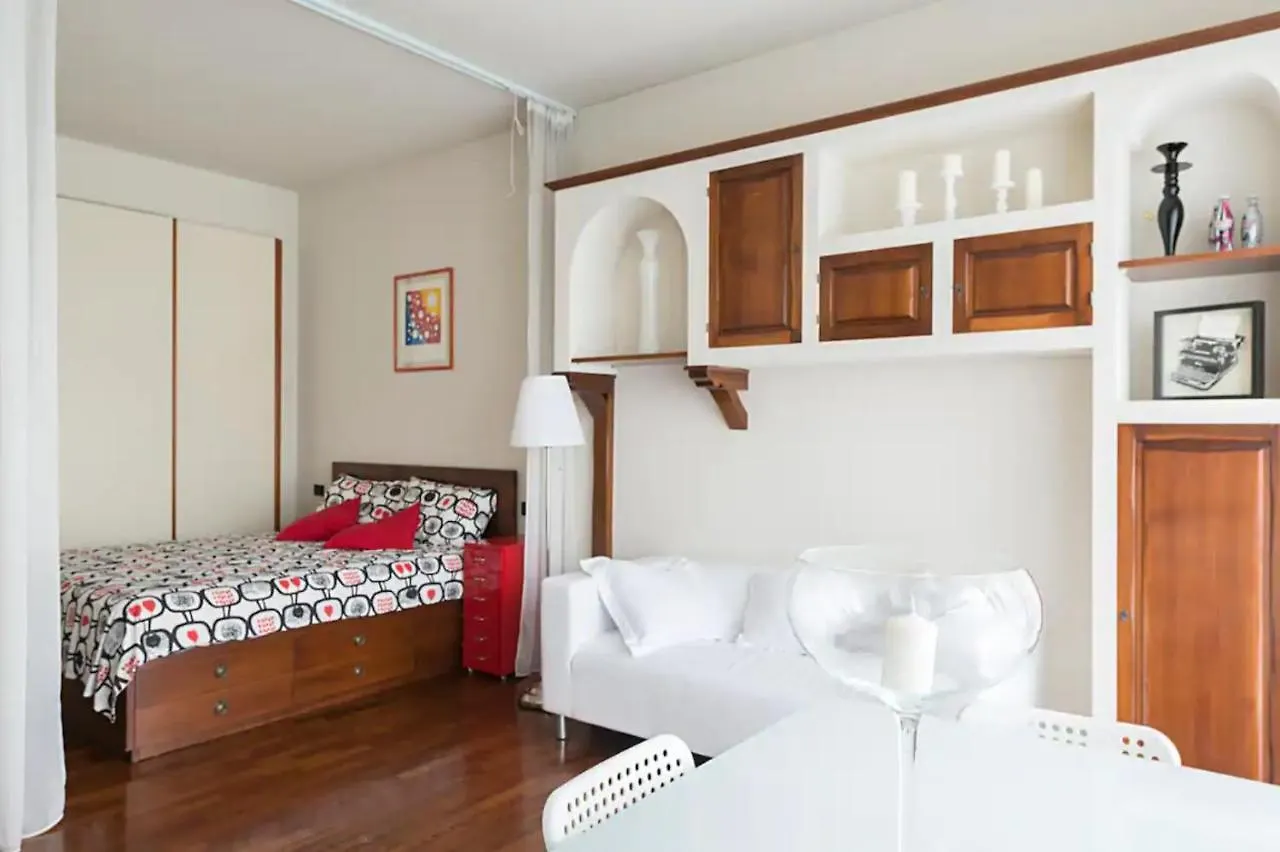 דירות מילאנו Studio Downtown Fantastic Area