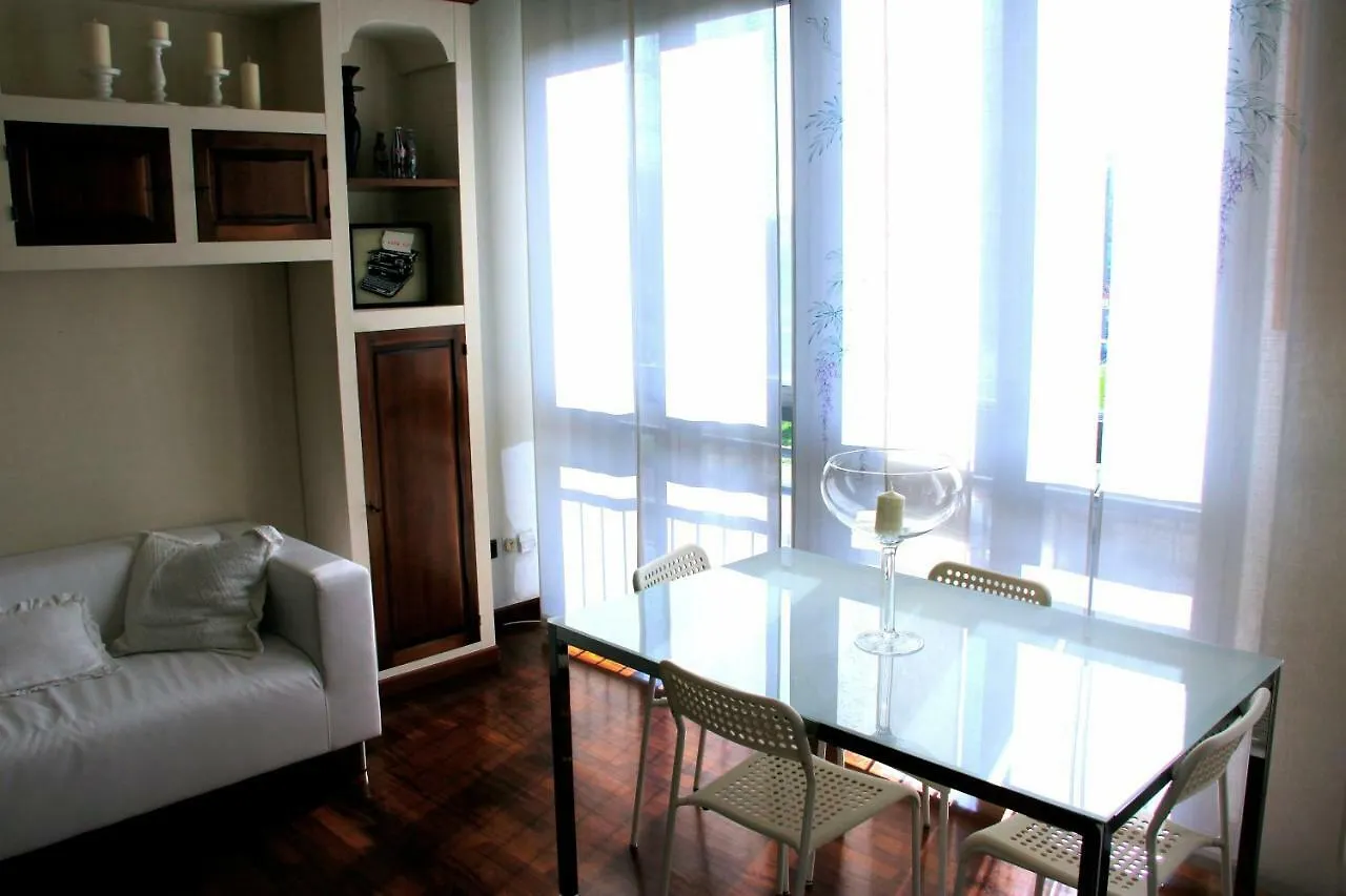 Апартаменты Studio Downtown Fantastic Area Милан