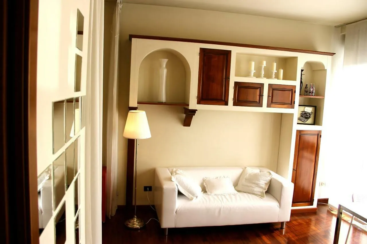 דירות מילאנו Studio Downtown Fantastic Area