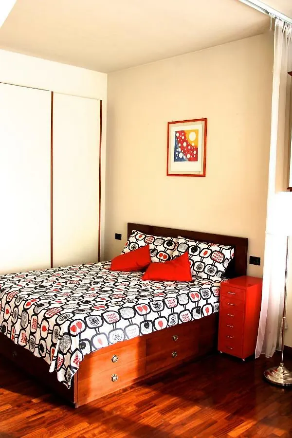 דירות מילאנו Studio Downtown Fantastic Area 0*,  איטליה